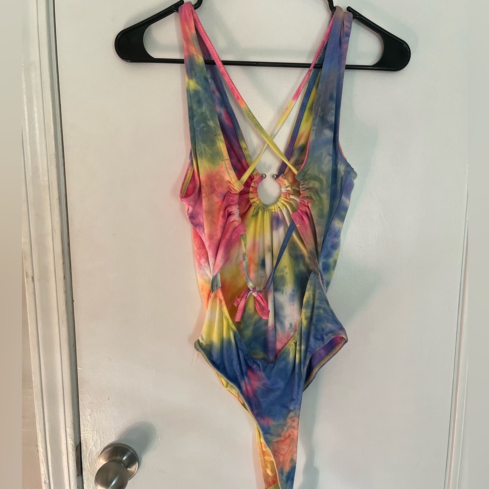 Body suit, medium, never worn, rue 21